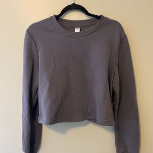 90 Degree By Reflex Gray Cropped Long Sleeve Crewneck